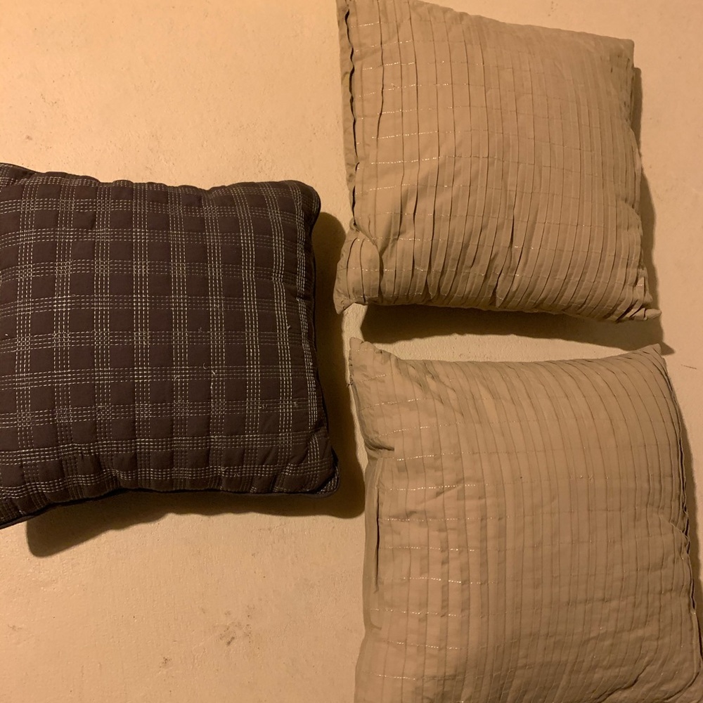 Decorative pillows